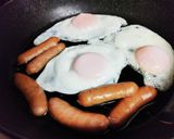 半熟目玉焼きウインナー添え作り方10写真