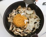 バター香るきのこ焼ビーフン作り方5写真