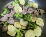 牛肉とジャガイモの炒め物作り方8写真