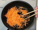 子どもも食べる★人参しりしり作り方2写真
