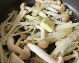簡単すぎ！色々きのこの和風ペペロンチーノ作り方3写真