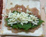 鶏ひき肉と梅しそチーズのパンロール作り方4写真