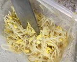 豚コマ肉ともやしの甜麺醤中華炒め作り方2写真