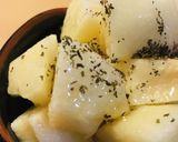 梨のはちみつ＆ミントのリキュールソース作り方1写真