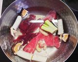 ゆかりでさっぱり！まぐろのあらの味噌汁作り方2写真
