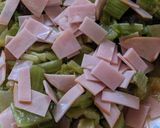 セロリとロースハムの味噌和え作り方1写真