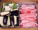 なすと豚肉と長ねぎの甘辛ヤンニョム炒め作り方1写真