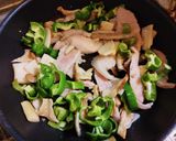 豚トロピーマンエリンギ焼肉のタレ炒め作り方3写真