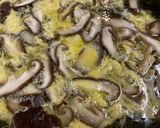 茹で鶏の茹で汁でヘルシーきのこスープ作り方2写真