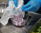 大和肉鶏と大和まなの生春巻き作り方7写真