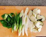 茄子、ピーマン、長ネギの生姜味噌炒め作り方1写真