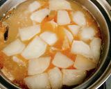 カブと鮭のあらの味噌汁作り方3写真