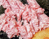 豚挽き肉で甘辛炒め♡甜麺醤が旨い♪作り方1写真