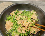 【楽めし】豚と豆苗のスタミナ炒め作り方3写真