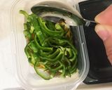 弁当"緑"に★おかかピーマン作り方2写真