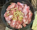 コラーゲンたっぷり・豚軟骨の味噌煮込み作り方2写真