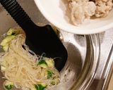 鶏ひき肉団子の春雨サラダ作り方3写真