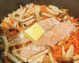 焼肉の生だれで 鮭ときのこの炊き込みご飯作り方6写真