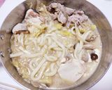 鮭と豚肉の豆乳鍋作り方4写真
