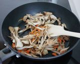 秋の香り☆鶏むね肉と舞茸の炊き込みごはん作り方3写真