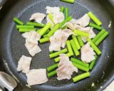 にんにくの芽と豚肉の卵炒め作り方8写真
