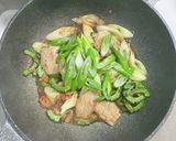 豚バラ肉とゴーヤと長ネギの中華炒め作り方5写真