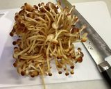 カキノキダケと牛肉のオイスターソース炒め作り方2写真