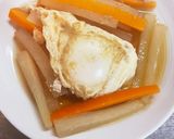 大根と人参の煮物の落とし卵作り方7写真