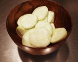 やさしい食感！ヘチマのかんたん味噌汁作り方1写真