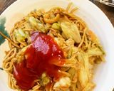 お一人様！市販の焼きそばに簡単トマト隠味作り方3写真
