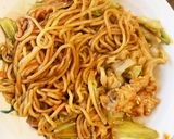 お一人様！市販の焼きそばに簡単トマト隠味作り方4写真