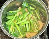 小松菜と京揚げの煮浸し・カレー風味作り方3写真