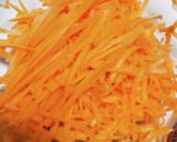 隠し味にマヨネーズ♪人参しりしりツナ缶も作り方1写真