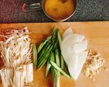 アスパラ、えのき、玉ねぎ、卵の生姜風味作り方1写真