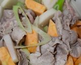 腸活♡豚肉とさつまいもの豆乳味噌スープ作り方3写真