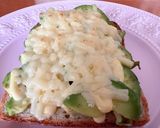 休日ブランチ♡アボガドチーズトースト作り方4写真
