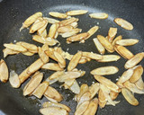 ゴボウときのこと豚バラの甘辛にんにく炒め作り方4写真