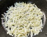 パリパリチーズ　材料１つピザ用チーズだけ作り方1写真