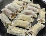 簡単♡大満足♡豚こま大葉チーズ棒餃子♡作り方5写真
