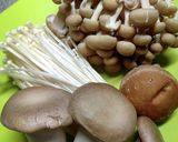 腸活！きのこたっぷり簡単スープ！作り方1写真