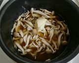 超簡単★バター醤油のしめじご飯作り方1写真