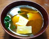 金針菜、椎茸、小松菜、揚げのお味噌汁作り方7写真