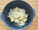 じゃが玉の甘辛炒め♫作り方1写真