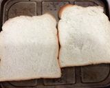 お決まりの持ち出し軽食　ハムレタスサンド作り方2写真