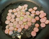 野菜たっぷりシャウエッセン　オムレツ作り方2写真