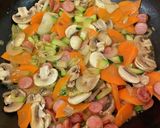 野菜たっぷりシャウエッセン　オムレツ作り方4写真