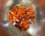 ドライトマトと春菊のサラダ作り方1写真