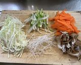 春雨とたっぷり野菜の中華スープ作り方1写真