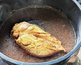 柔らかジューシー♡鶏むね肉の紅茶煮ハム作り方4写真