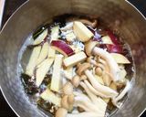 さつまいもと豚肉のかんたん味噌汁作り方4写真